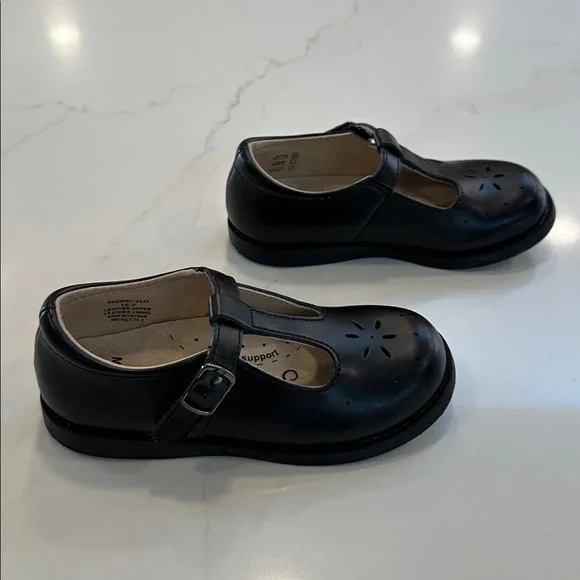 Footmates Black Sherry T strap Mary Jane Dress Shoes size 10 - Picture 5 of 6